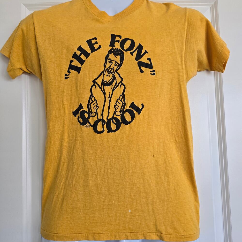 Mayo Spruce Yellow "The Fonz is Cool" Rare Collectable 70's T-Shirt Size M